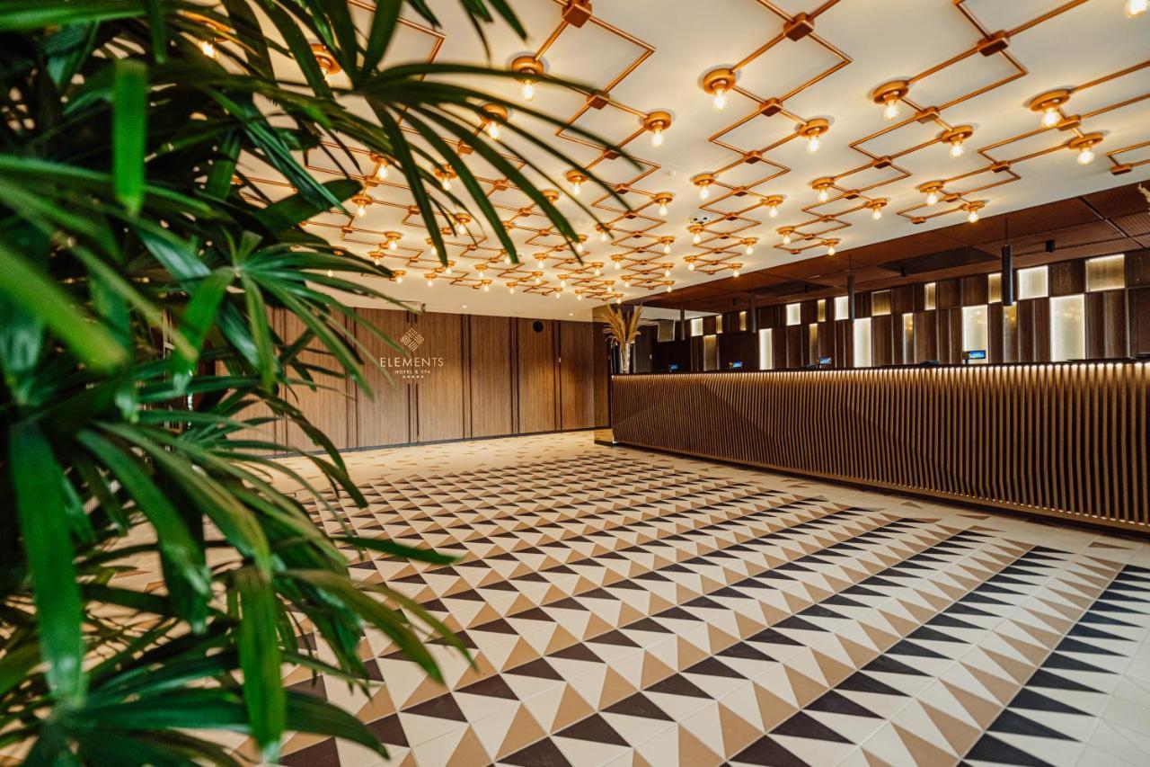 Elements Hotel&Spa Świeradów-Zdrój Dış mekan fotoğraf The lobby of the hotel