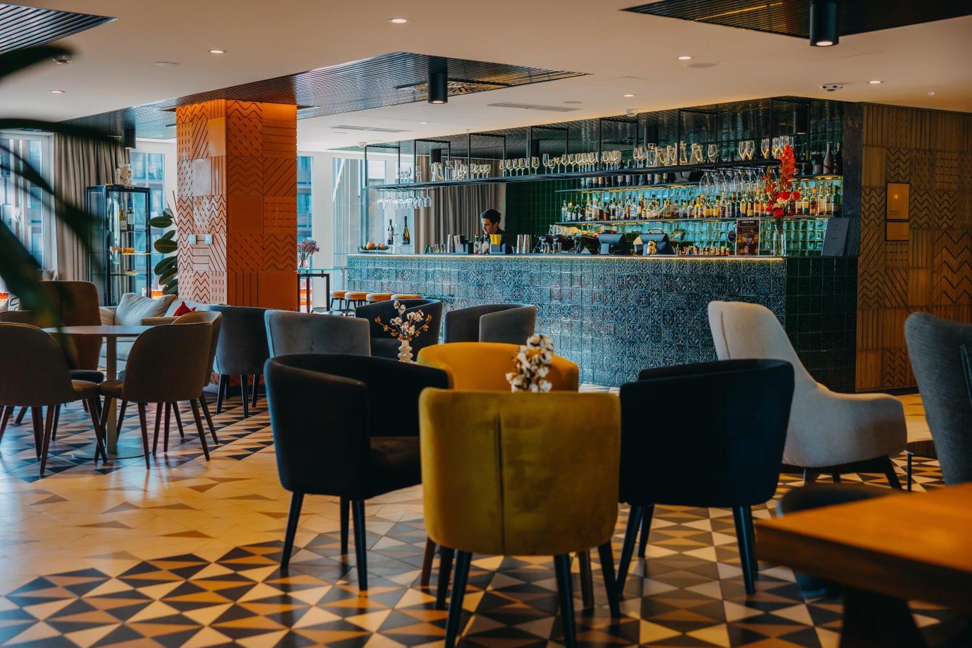 Elements Hotel&Spa Świeradów-Zdrój Dış mekan fotoğraf The bar at the hotel