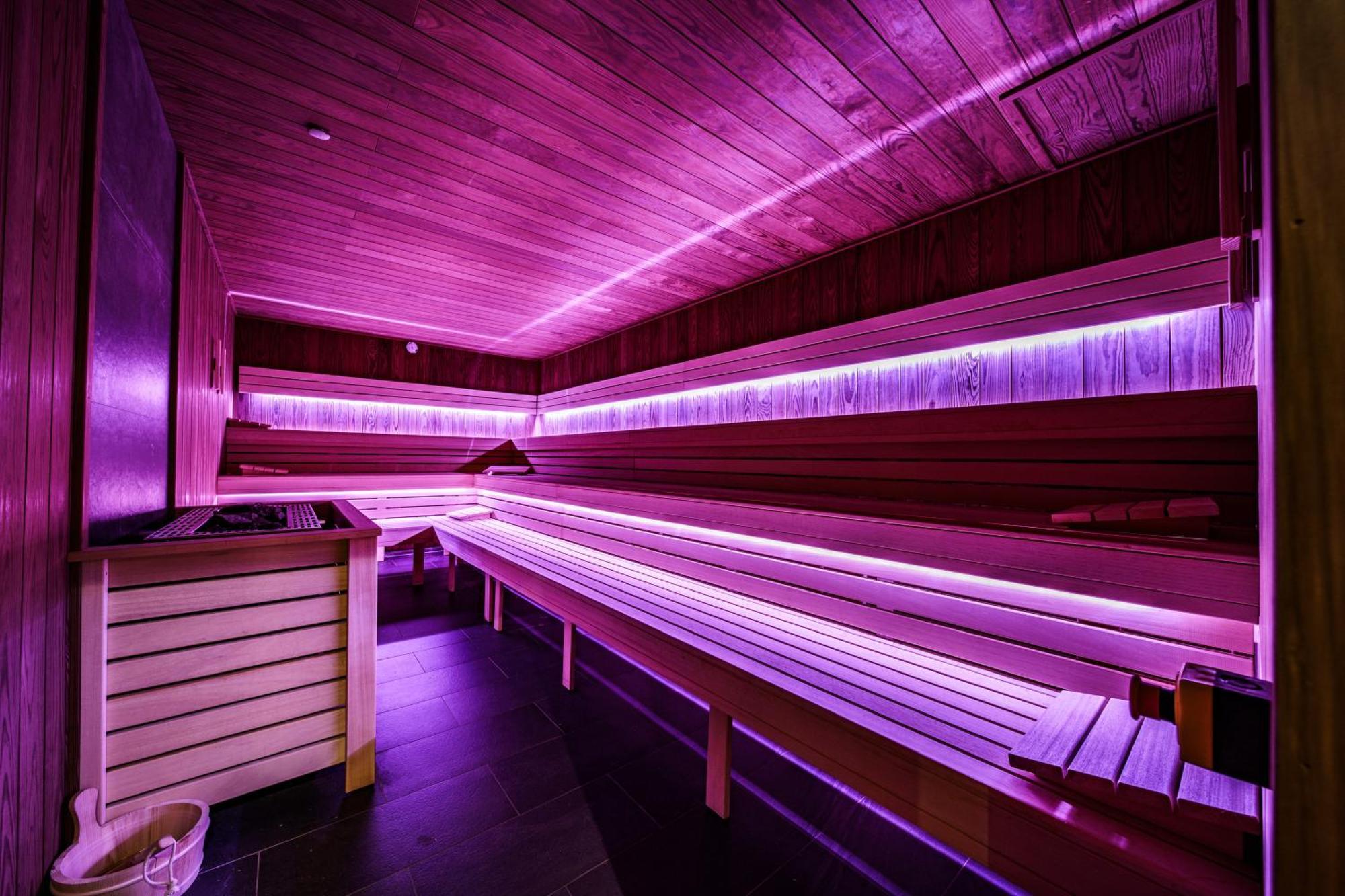 Elements Hotel&Spa Świeradów-Zdrój Dış mekan fotoğraf A modern Finnish sauna